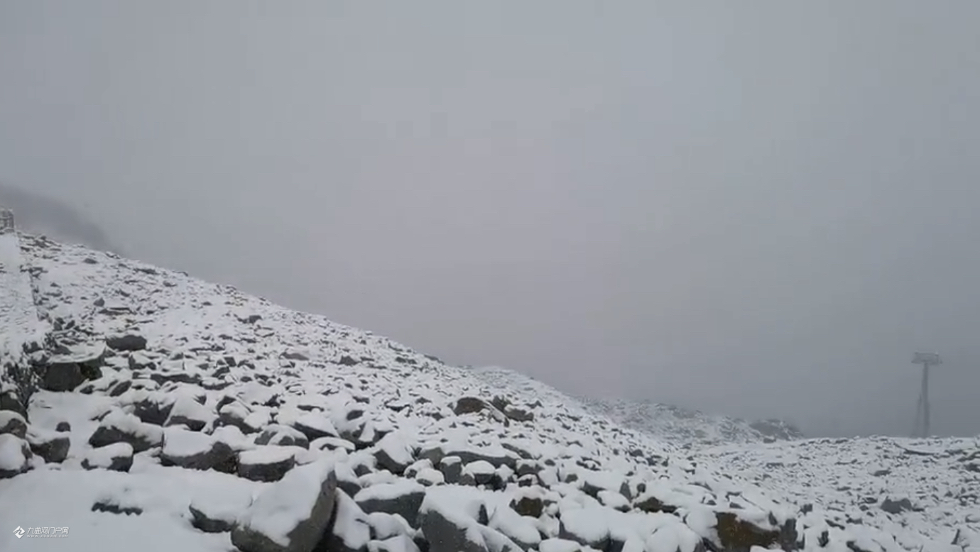 白茫茫一片,从资阳去哪里看雪景最好看好耍呢?